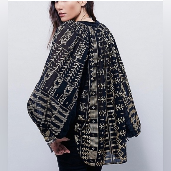 Free People New Romantics Palacio dolman sleeve black gold blouse size S NWOT - Picture 2 of 13